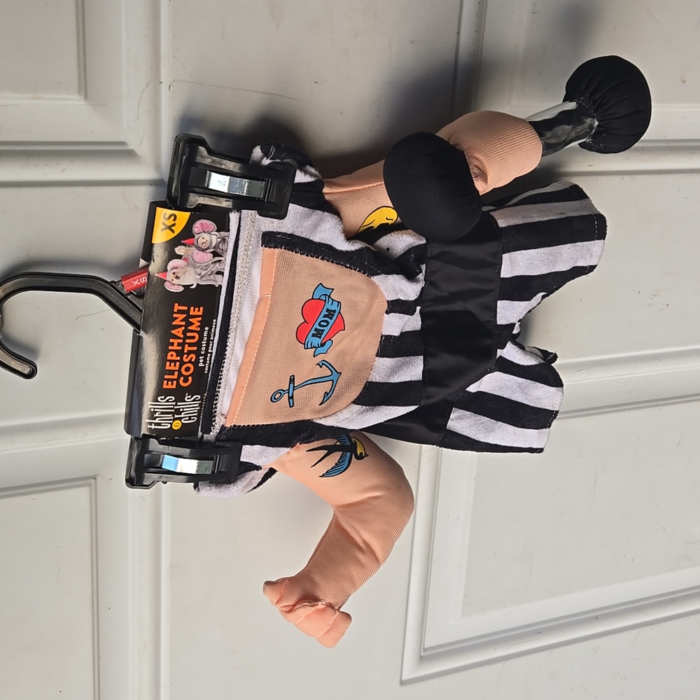 NWT Pet Costume